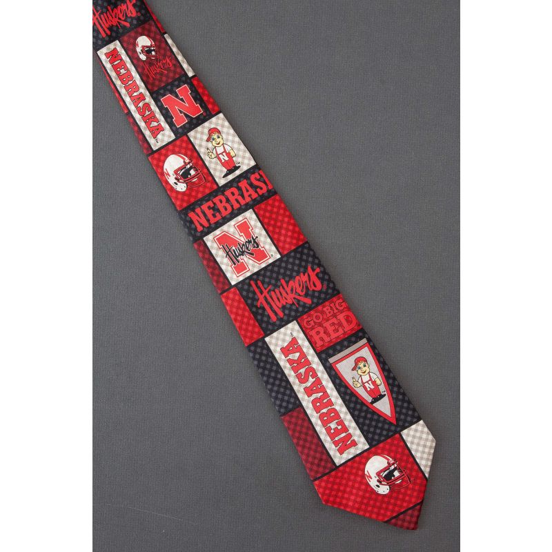 Nebraska Huskers - Mens Silk Collegiate Tie