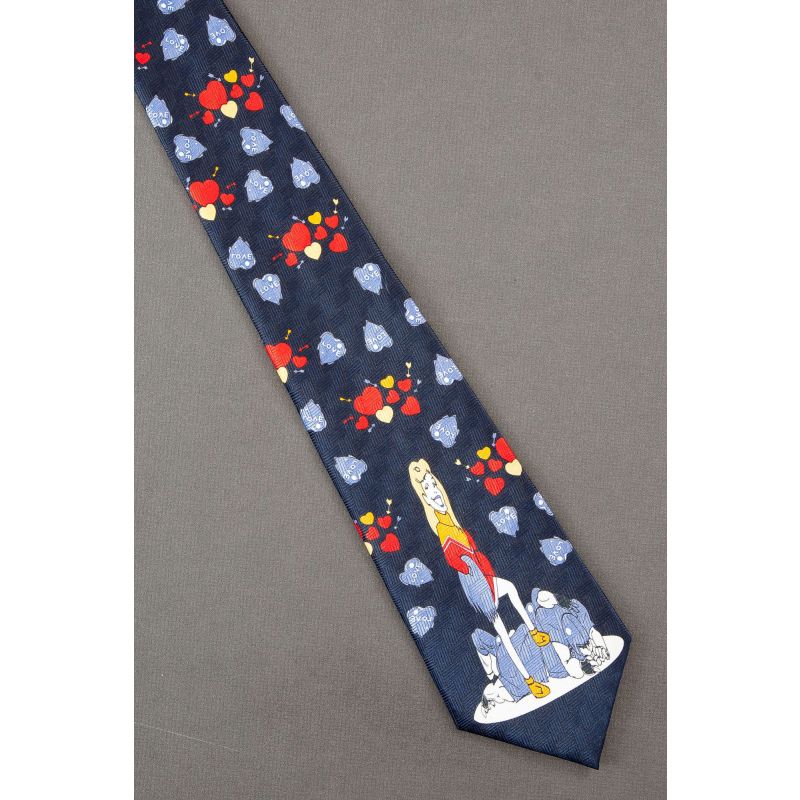 Cheerleader Steps on Football Player Necktie