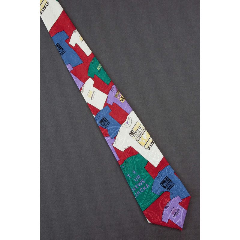 Colorful T-Shirts With Logos - Red Necktie