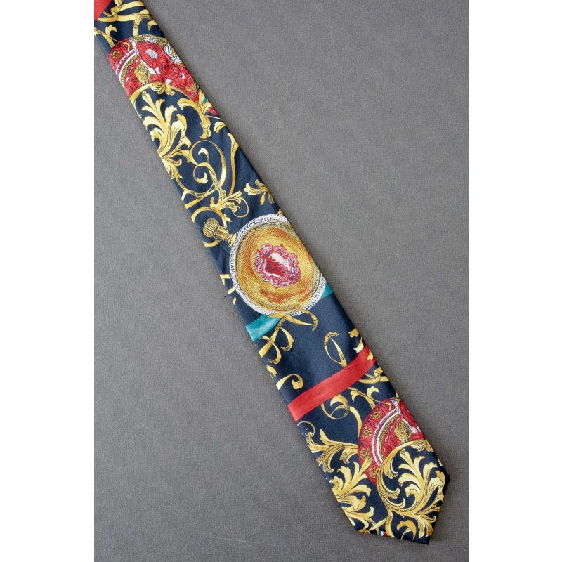 Large Pocket Watches Amid Leaves - Silk Tie