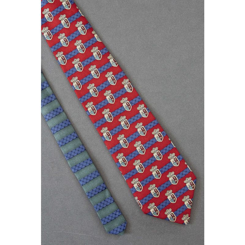 Tommy Hilfiger Crest Topped By A Crown Tie