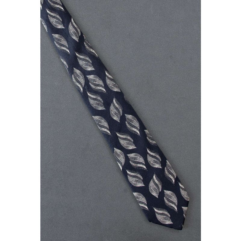 Plot Graph of Seashells - Givenchy Silk Necktie