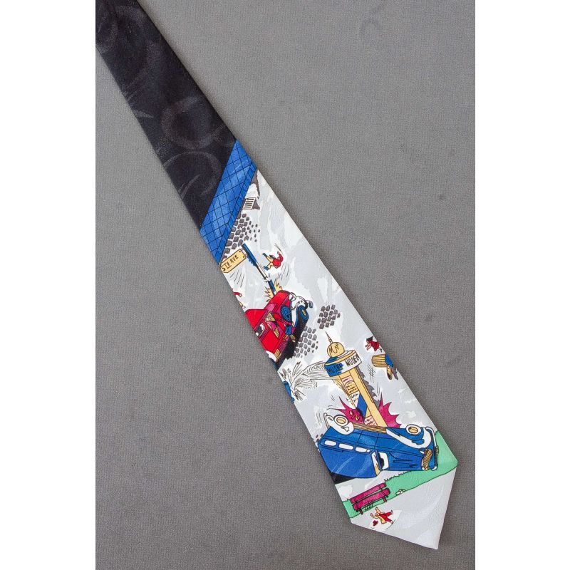 Vintage Car Accident on 5th Avenue - Necktie