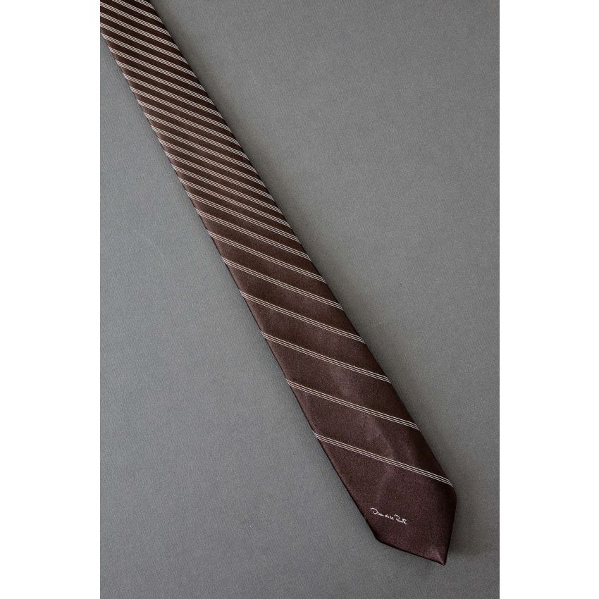 Expanding Stripes - 80s Oscar de la Renta Tie