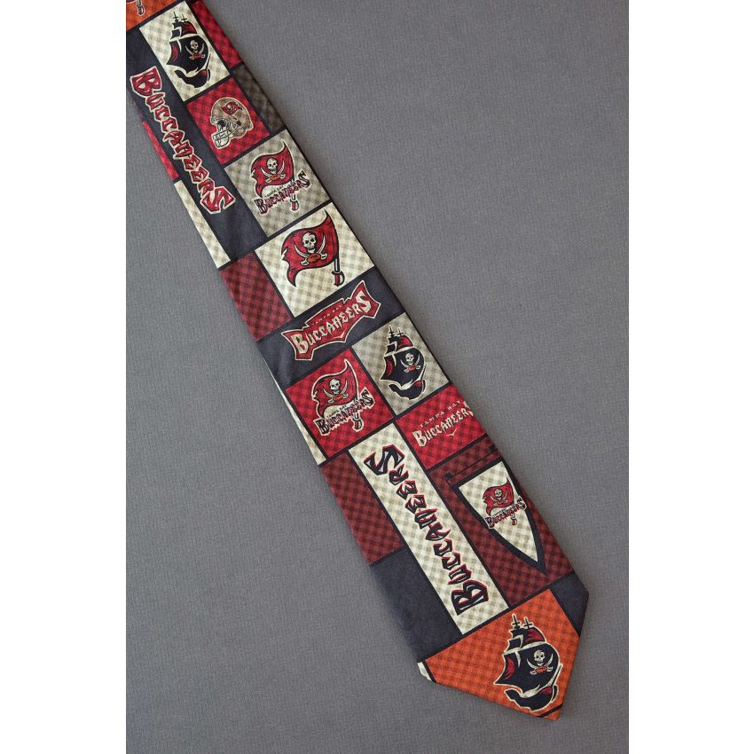 Tampa Bay Buccaneers - NFL Football Necktie