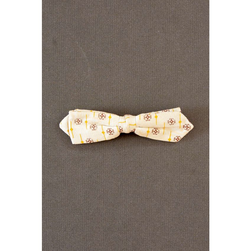 Pre-Tied Ivory Geometric Diamond Point Bow Tie