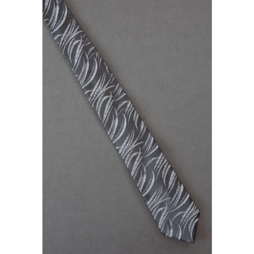 Long Wavy Grass - 80's Skinny Black Necktie