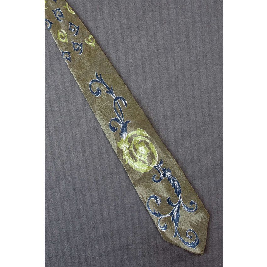 Screenplay by Martin Wong - Floral Necktie
