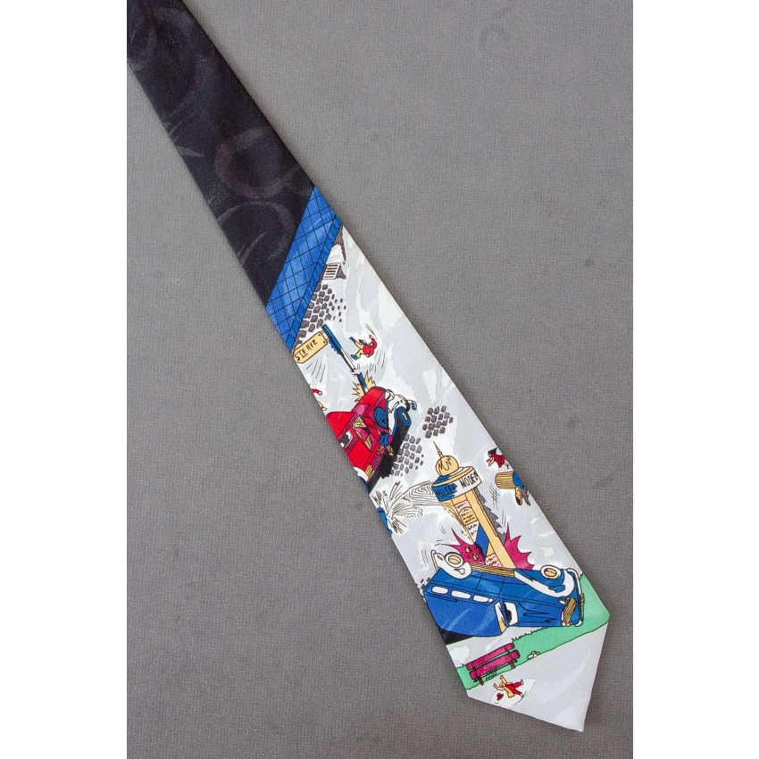 Vintage Car Accident on 5th Avenue - Necktie