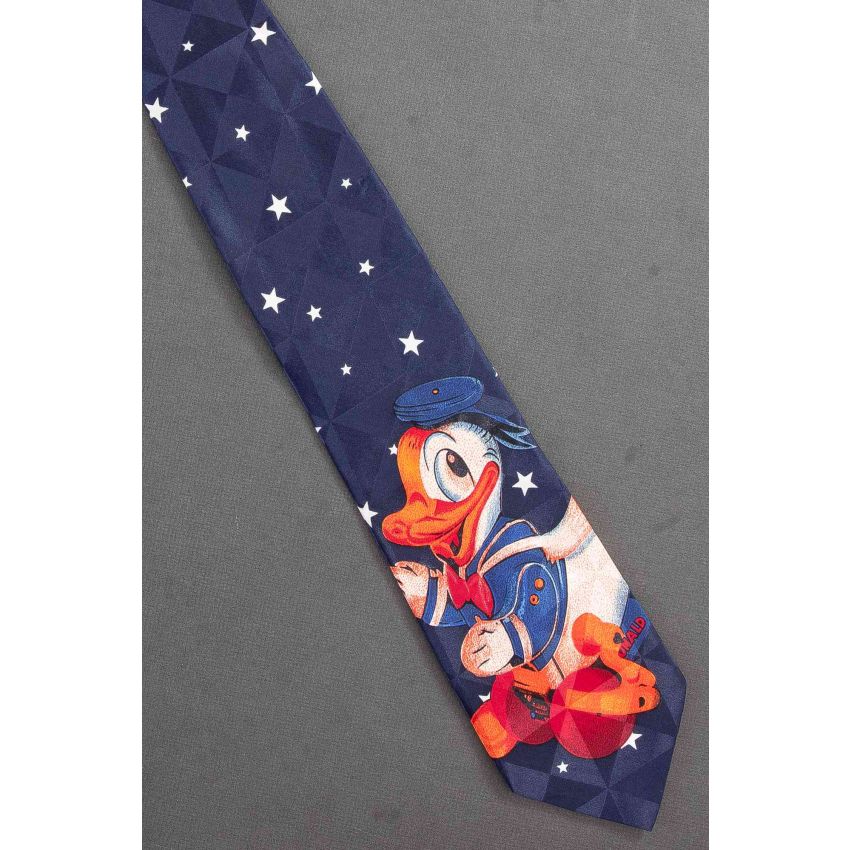 Donald Duck Shaped Toy on Wheels - Disney Tie