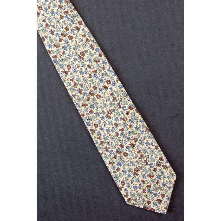 Flowers & Leaves Turn Gray & Brown - Necktie