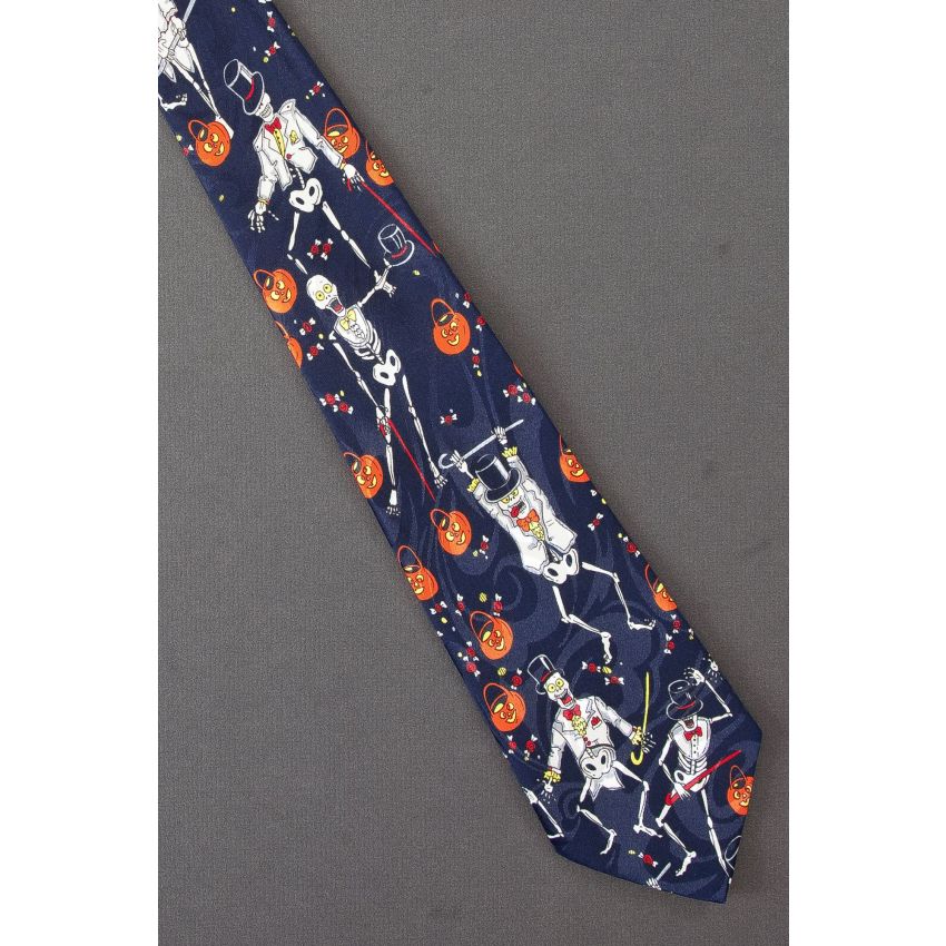 Dancing Skeletons With Canes & Top Hats Tie