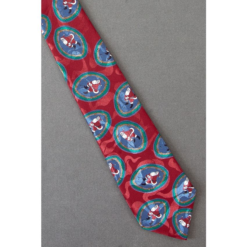 Cameo of Santa Claus the Golfer - Red Necktie